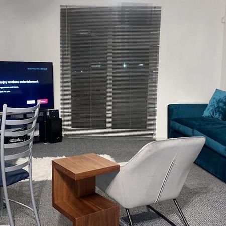 Luxury 1 Bed Apartment With Parking Manchester Exterior photo