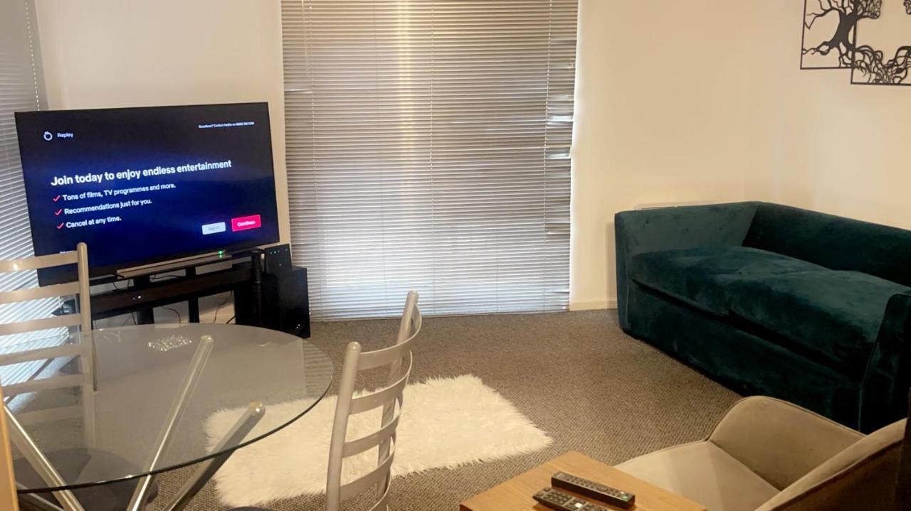Luxury 1 Bed Apartment With Parking Manchester Exterior photo