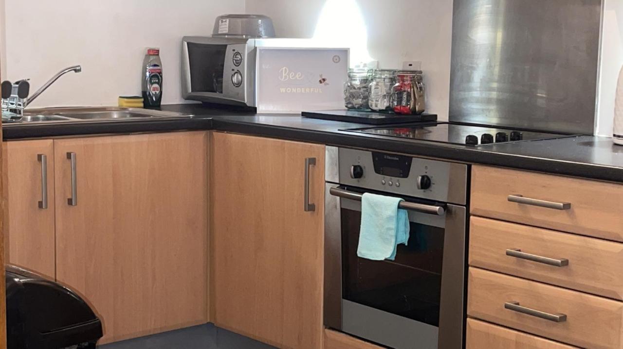 Luxury 1 Bed Apartment With Parking Manchester Exterior photo
